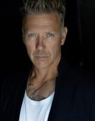 Mikael Persbrandt