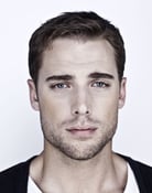 Dustin Milligan