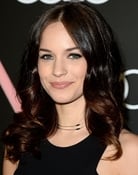 Alexis Knapp